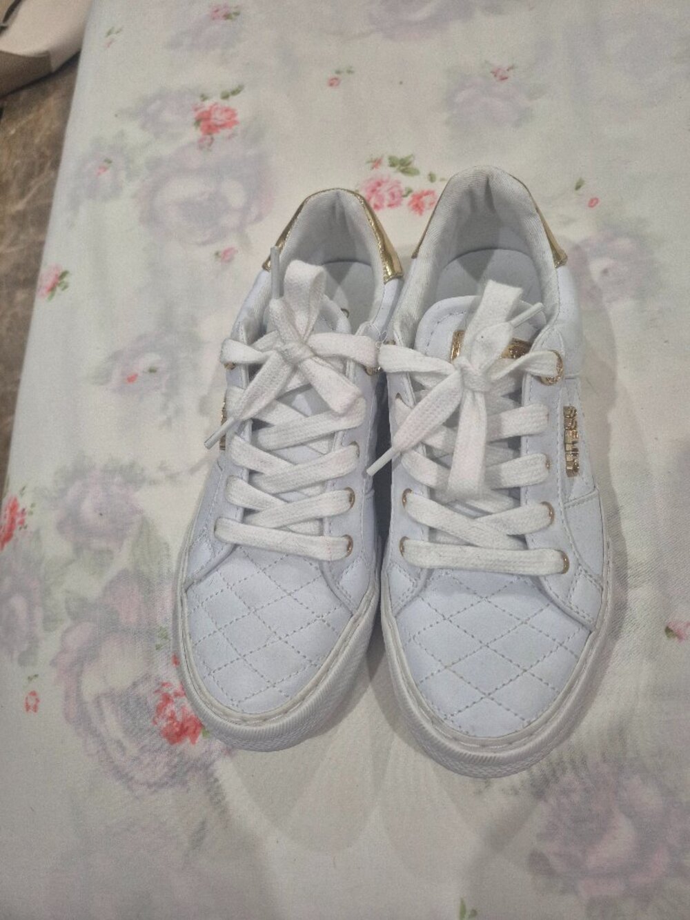 Zapatilla Guess